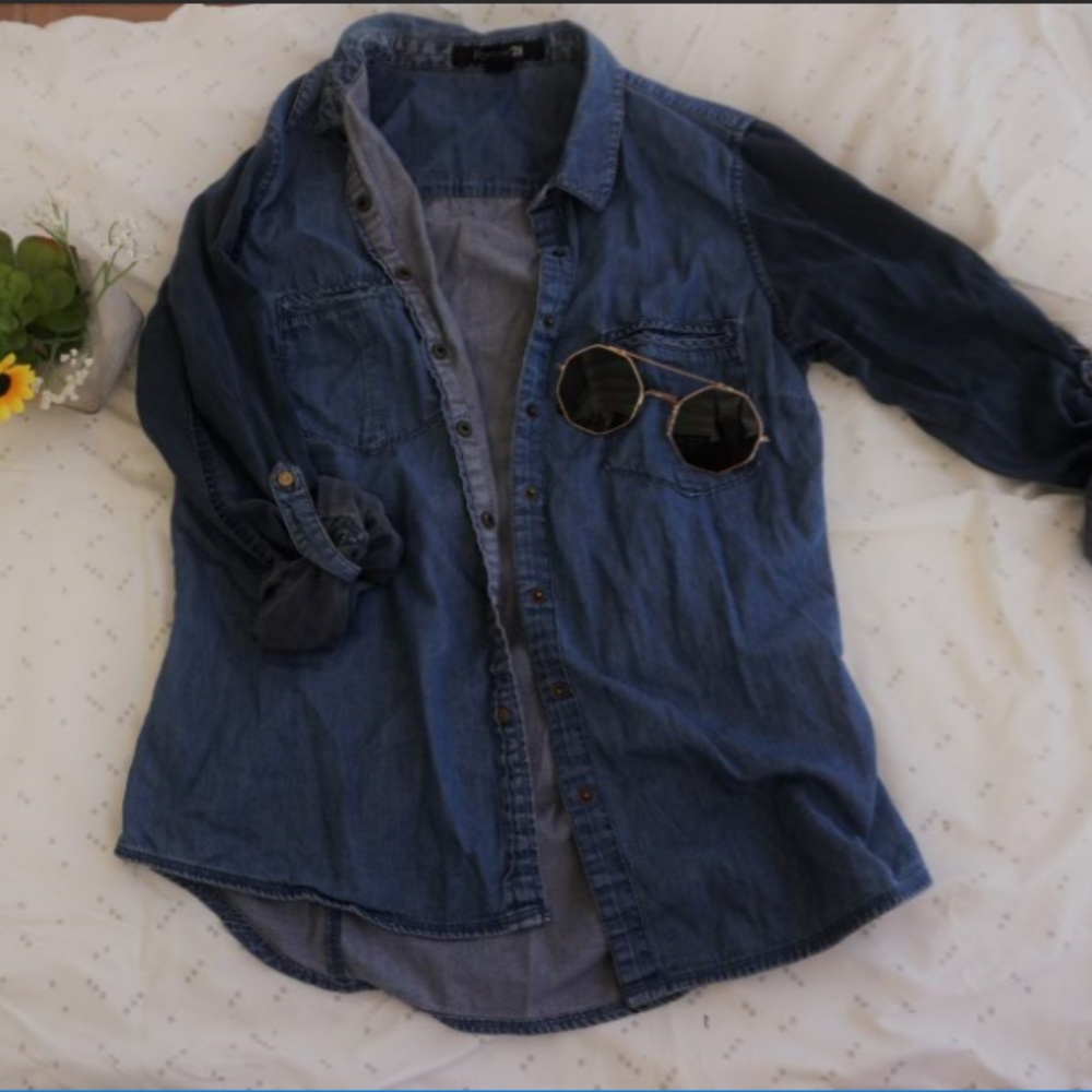 Levis button down shirt forever 21 size medium